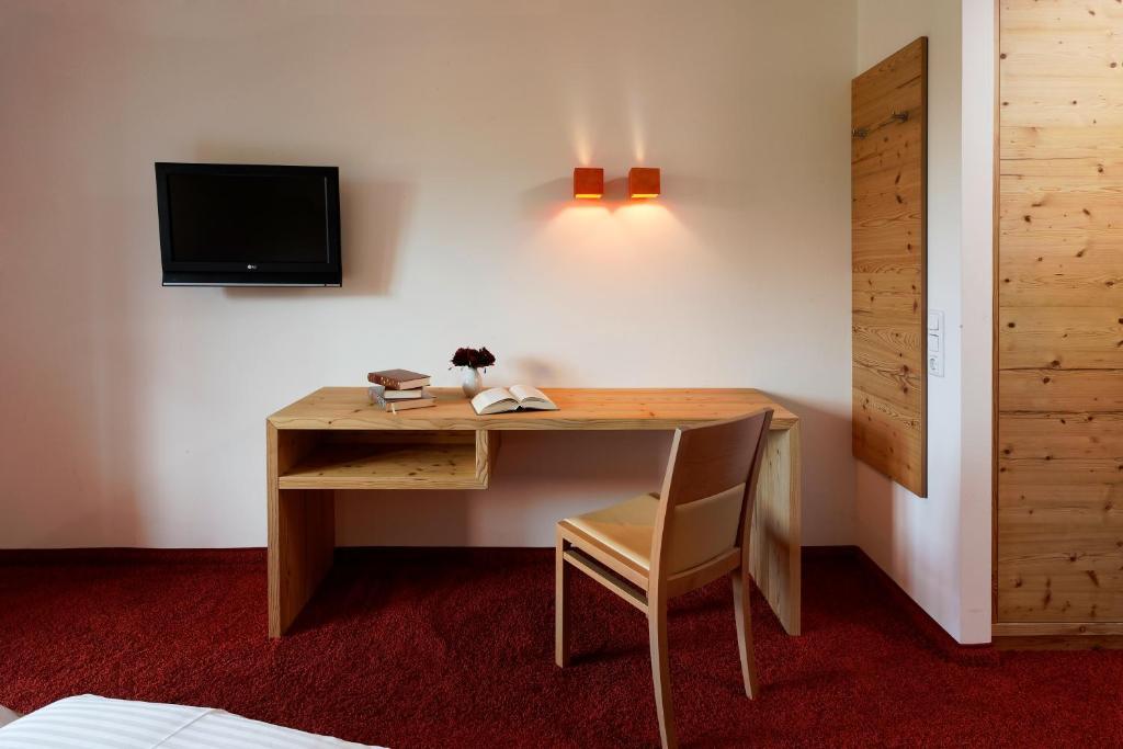 Hotel Flatscher Stuhlfelden Rum bild