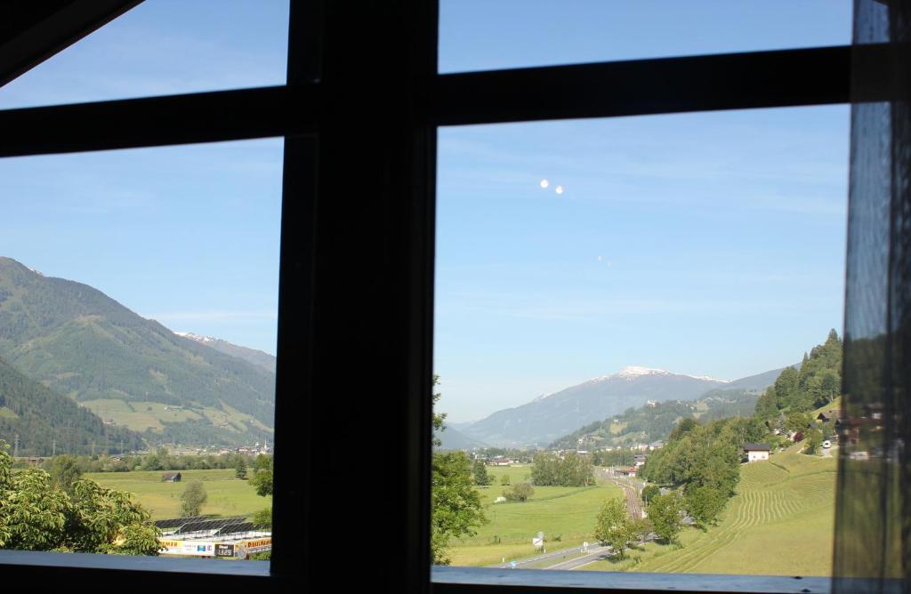 Hotel Flatscher Stuhlfelden Rum bild